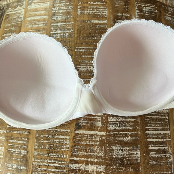 NWOT- Strapless Underwire White Bra - Picture 8 of 8